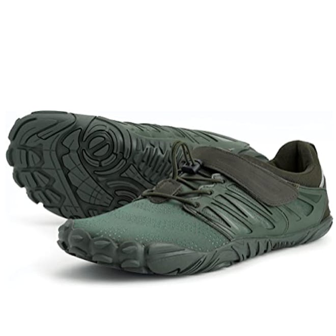 These minimalist shoes provide a barefoot feel for the floor, rower, bike, or strider in Orangetheor...