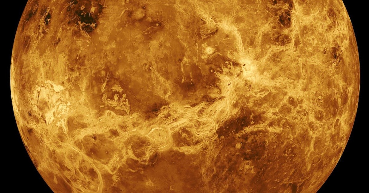Las nubes de Venus pueden ser habitables: un sobrevuelo tripulado puede confirmar la teoría