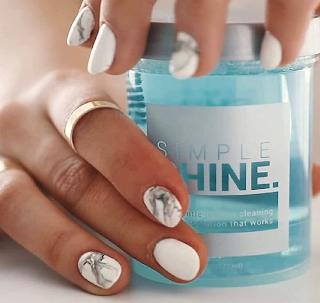 Simple Shine. Gentle Jewelry Cleaner Solution