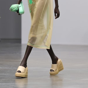 The Best Shoe Trends Of Spring/Summer 2023 Are Worth Ditching Your ...