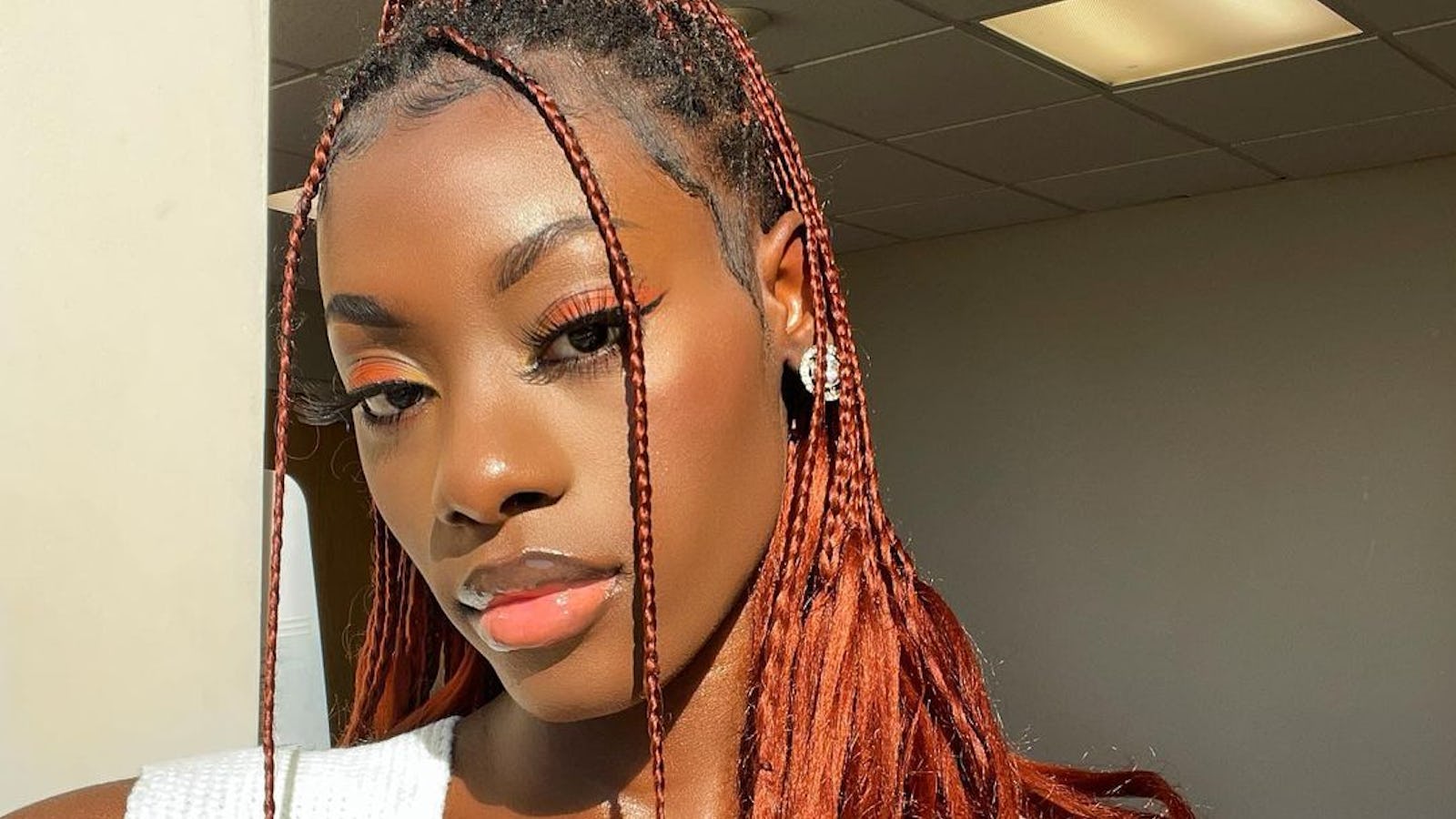 TikTok Is Obsessed With This Glamorous Protective Hairstyle & It's Easy To See Why