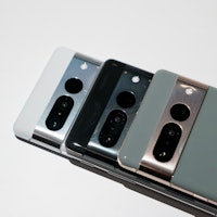 Google's Pixel 7 and Pixel 7 pro rear camera modules.