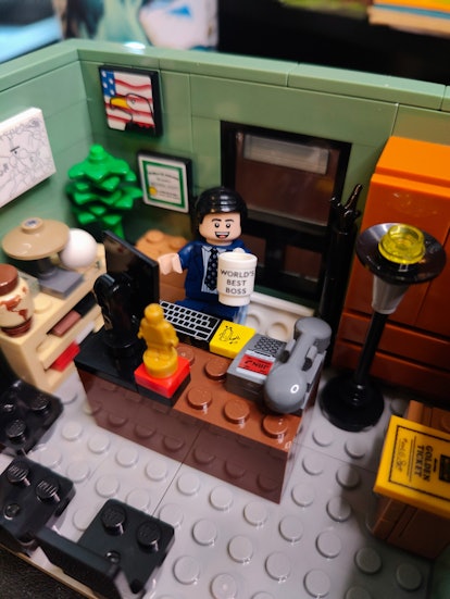 We Build LEGO The Office, Stuffed With Dunder-Mifflin Easter Eggs - IGN