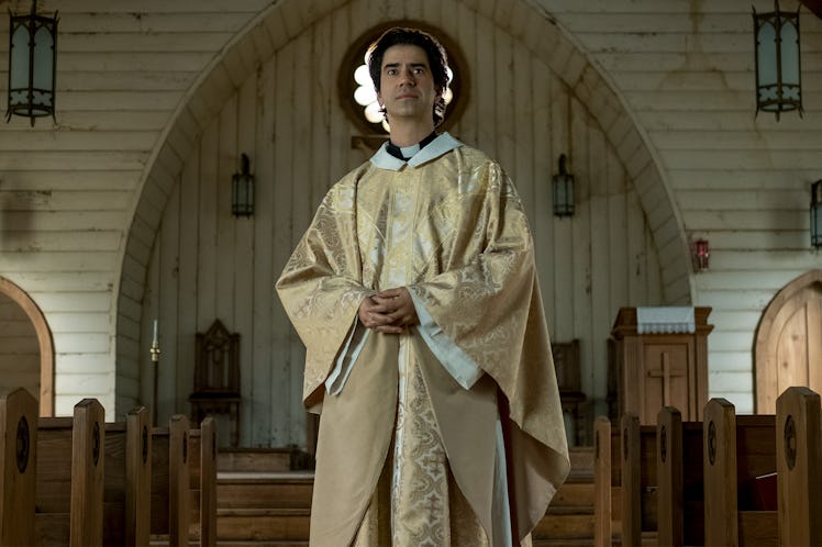 Hamish Linklater as the Monsignor in Midnight Mass