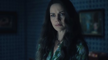 Carla Gugino in The Haunting of Hill House and The Haunting of Bly Manor has cameos in Midnight Mass...