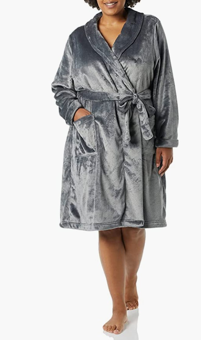 Amazon Essentials Mid-Length Plush Robe