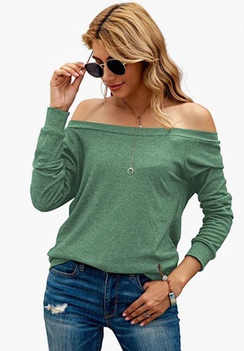 HIYIYEZI Long Sleeve Boat Neck Off Shoulder Top