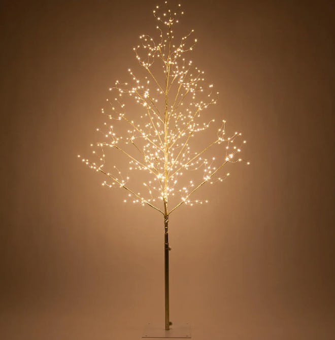  Wintergreen Lighting 5-ft Artificial Gold Lighted Tree 