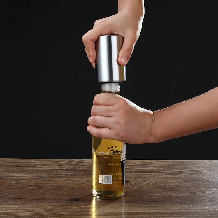 HQY Magnet-Automatic Beer Bottle Opener