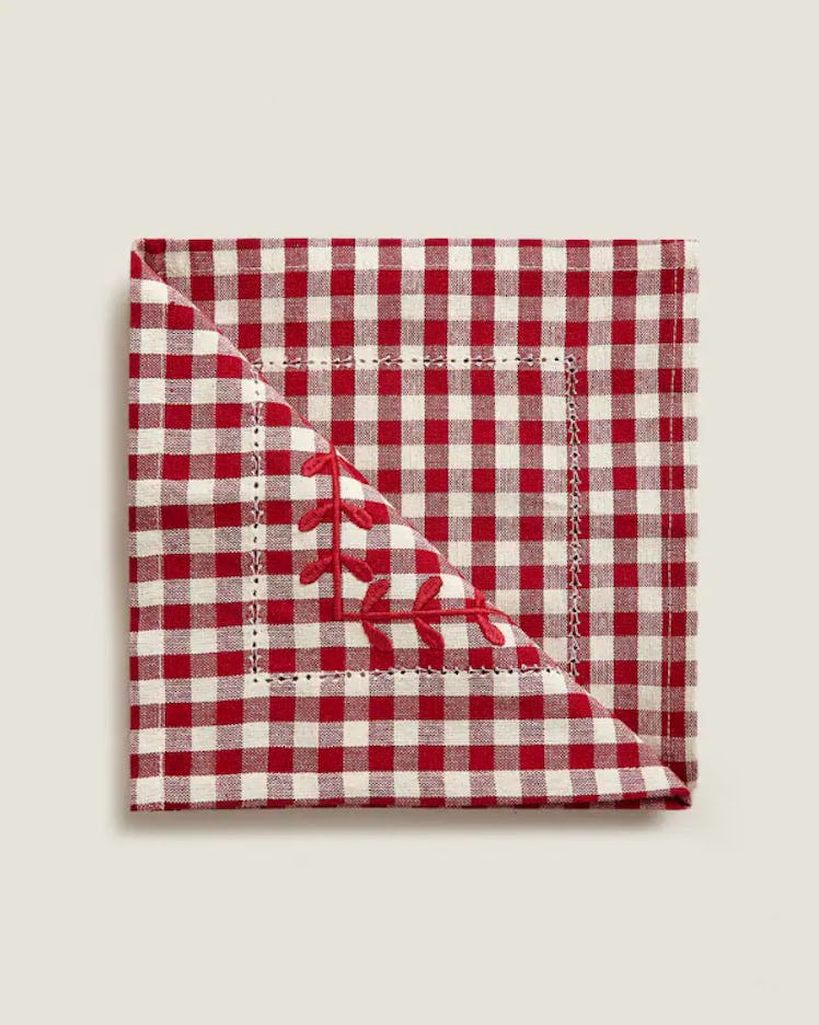 Check and Embroidered Napkins (Pack of 2)