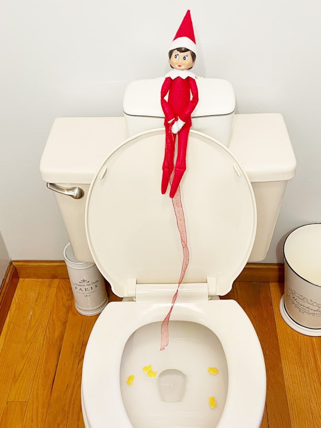 elf on the shelf bathroom ideas