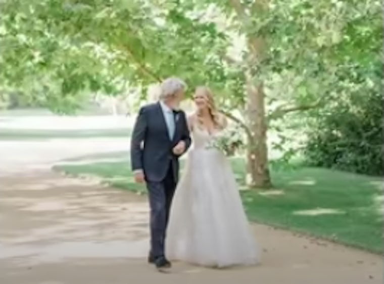 Jeff Bridges Worked With A Trainer To Walk His Daughter Down The Aisle(00)