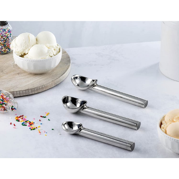 FineDine Stainless Steel Ice Cream Scoop Set (3-Pack)