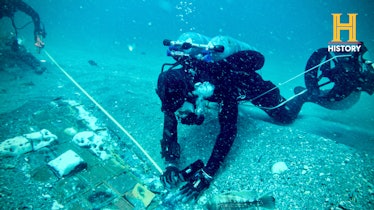 Divers find debris from the Space Shuttle Challenger