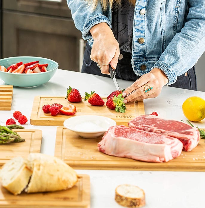 SMIRLY Bamboo Cutting Board Set (Holder + Utensils)