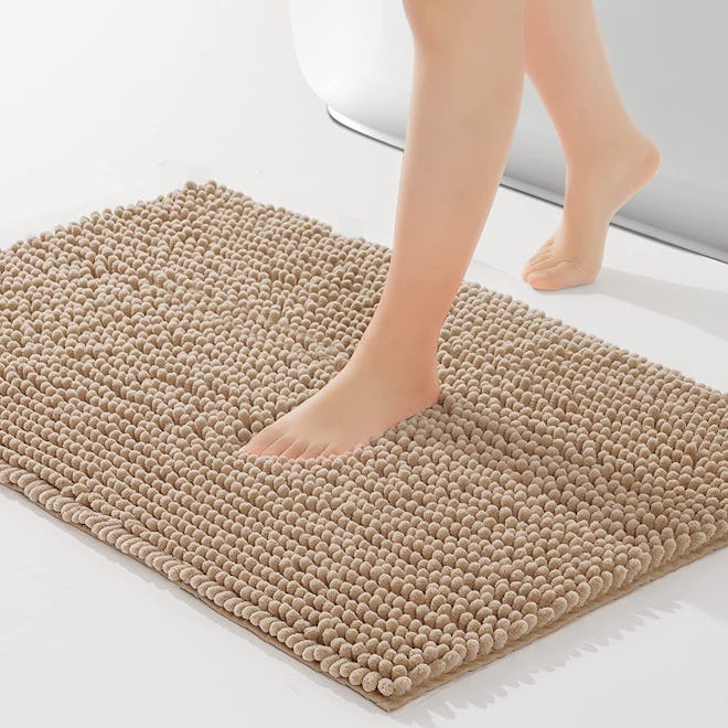 FRESHMINT Chenille Bath Mat