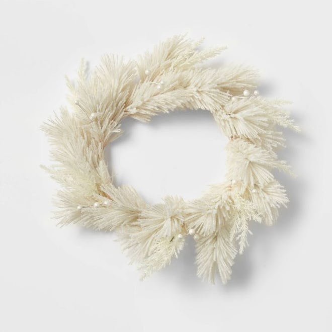 Flocked Faux Pampas Grass Hard Needle Artificial Christmas Wreath