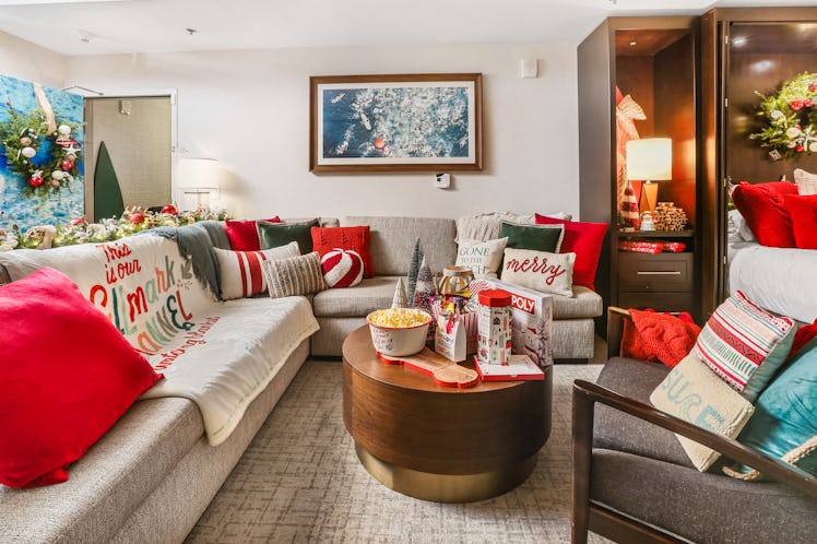 Stay At Hilton Hotel's Hallmark Christmas Movie Inspired Immersive Suites.
