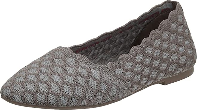 These alternatives to TOMS feature a ballet flat style that can be dressed up or down.