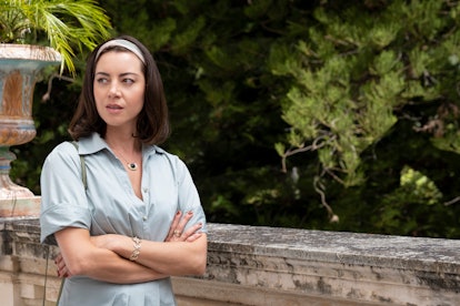 Aubrey Plaza in 'The White Lotus' Noto Italy, where she's staying in the villa.
