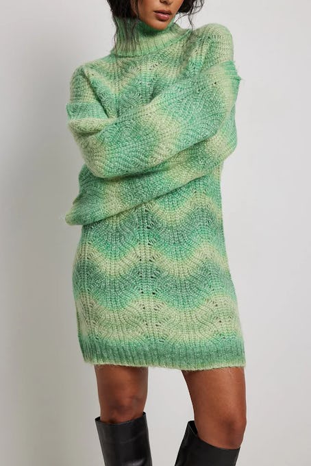 Dopamine dress for the holidays wearing Cable Knitted Turtle Neck Sweater from NA-KD