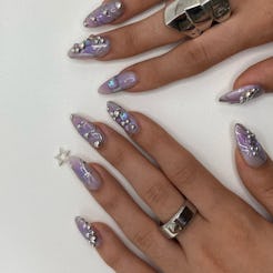 Truly stunning New Year's nail ideas, from chrome tips to gold foil.