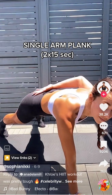 A TikToker shows off Khloe Kardashian's HIIT workout on TikTok, which includes a one arm plank. 