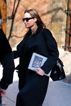 Angelina Jolie: Guess the price of Angelina Jolie's favourite bag
