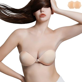 This strapless, backless bra doesn't have a band, but can provide great support for cups A to G.