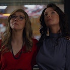 Firefly Lane: Sarah Chalke as Kate, Katherine Heigl as Tully 