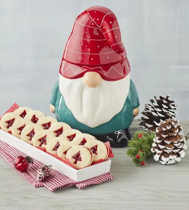 Gnome Cookie Jar with Cookies