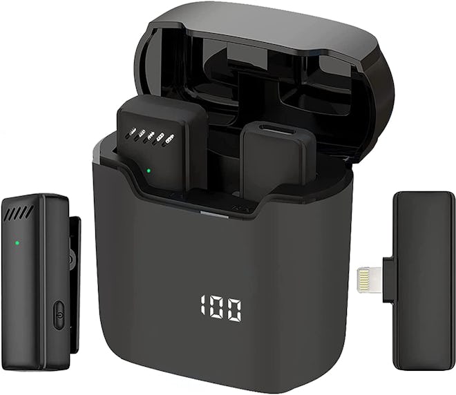 Since it’s wireless, this lavalier microphone can pick up sound on moving subjects for YouTube video…