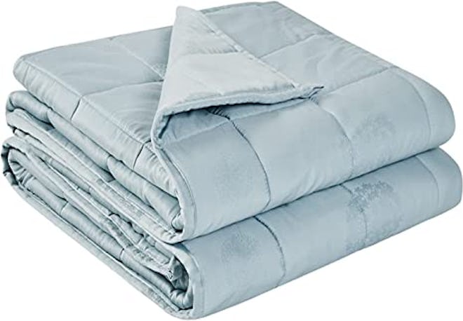 A weighted blanket shipped in two days is a great last-minute gift for grandparents.