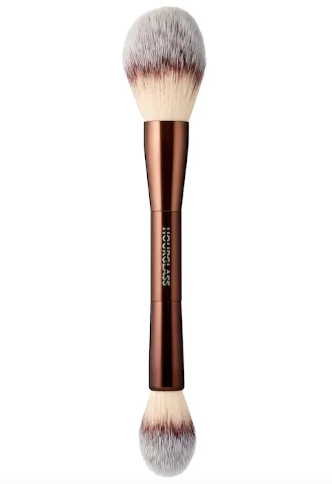 Hourglass Veil™ Powder Brush