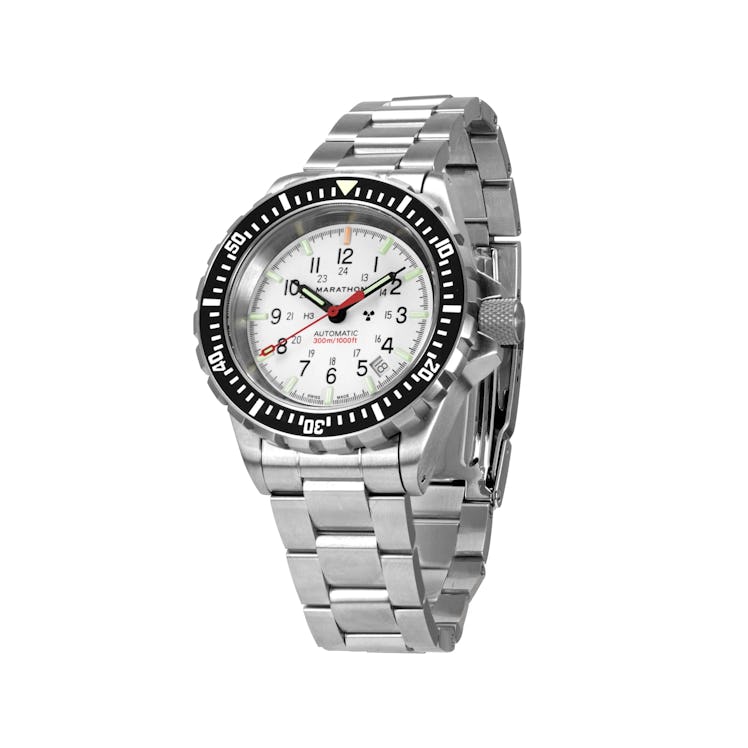 Arctic Edition Large Diver's Automatic (GSAR) With Stainless Steel Bracelet