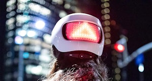 Lumos Matrix smart helmet with LEDs