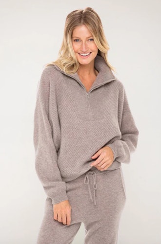 Stella Cashmere Textured Half Zip Sweater in Hazelnut 