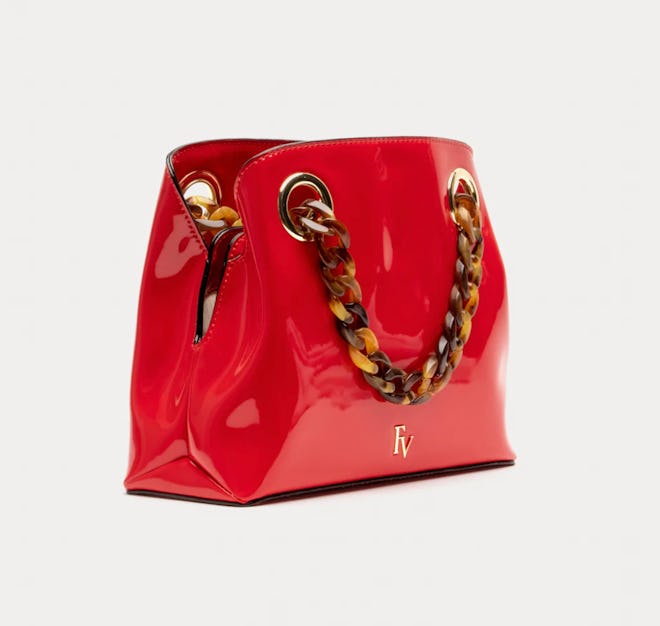 Skip Tote in Soft Patent Red