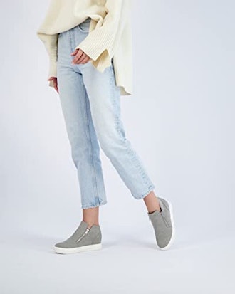 CUSHIONAIRE Wide Wedge Sneakers