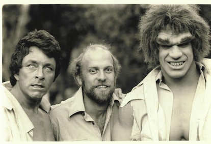 Bill Bixby, Kenneth Johnson, and Lou Ferrigno during the filming of the pilot of The Incredible Hulk...