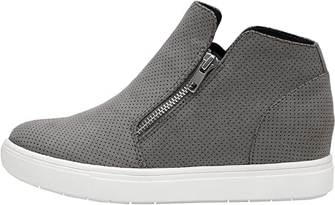 CUSHIONAIRE Hidden Wedge Sneaker