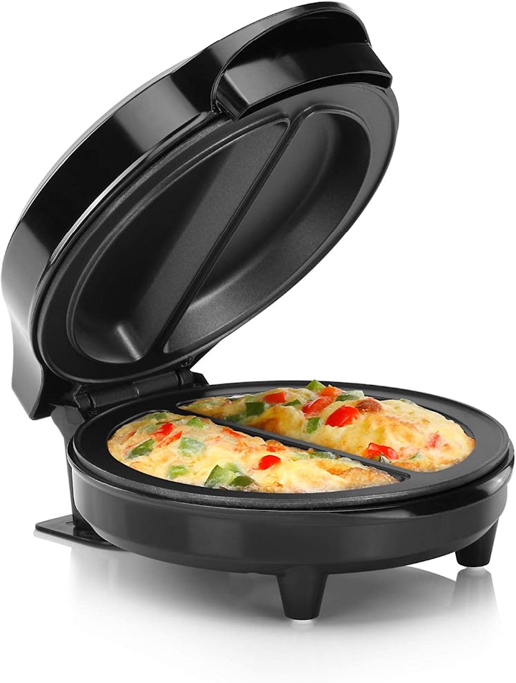 Holstein Housewares Omelet Maker