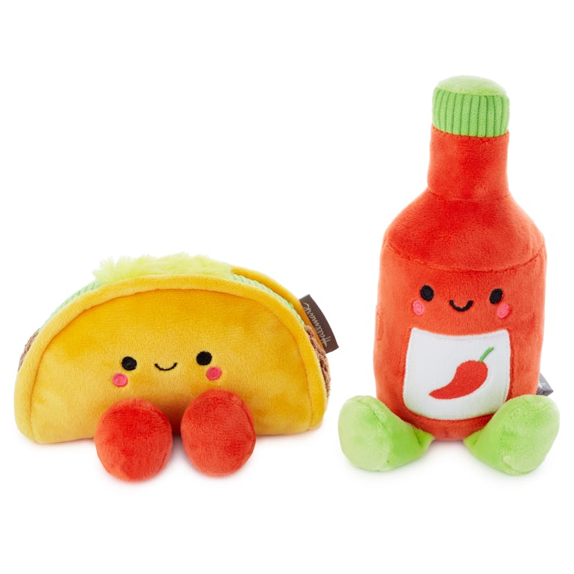 Better Together Taco and Hot Sauce Magnetic Plush 