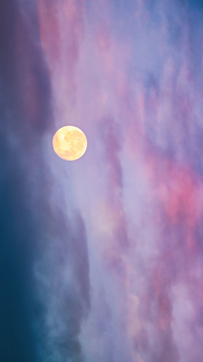 Dos and donts for the November 2022 full moon