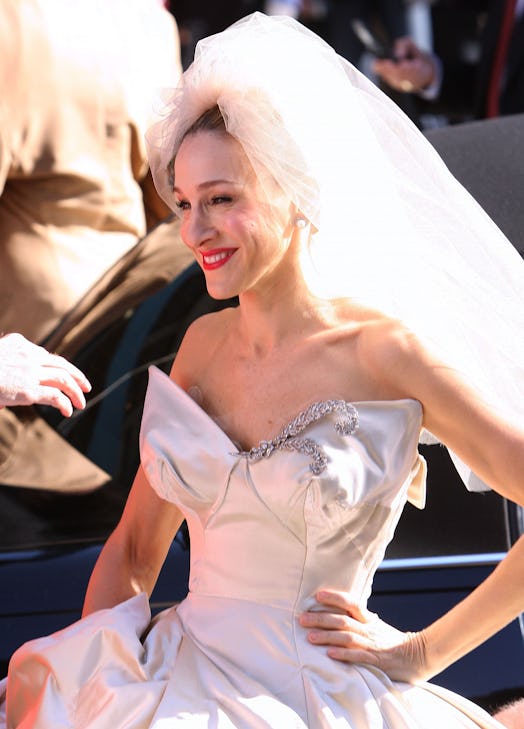 Sarah Jessica Parker (Carries) wearing a Vivienne Westwood's ball gown.