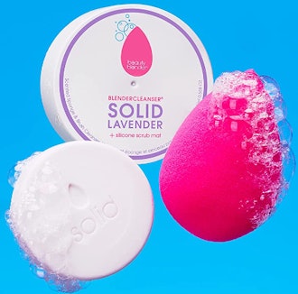 BEAUTYBLENDER Lavender Solid for Cleaning Makeup Applicators