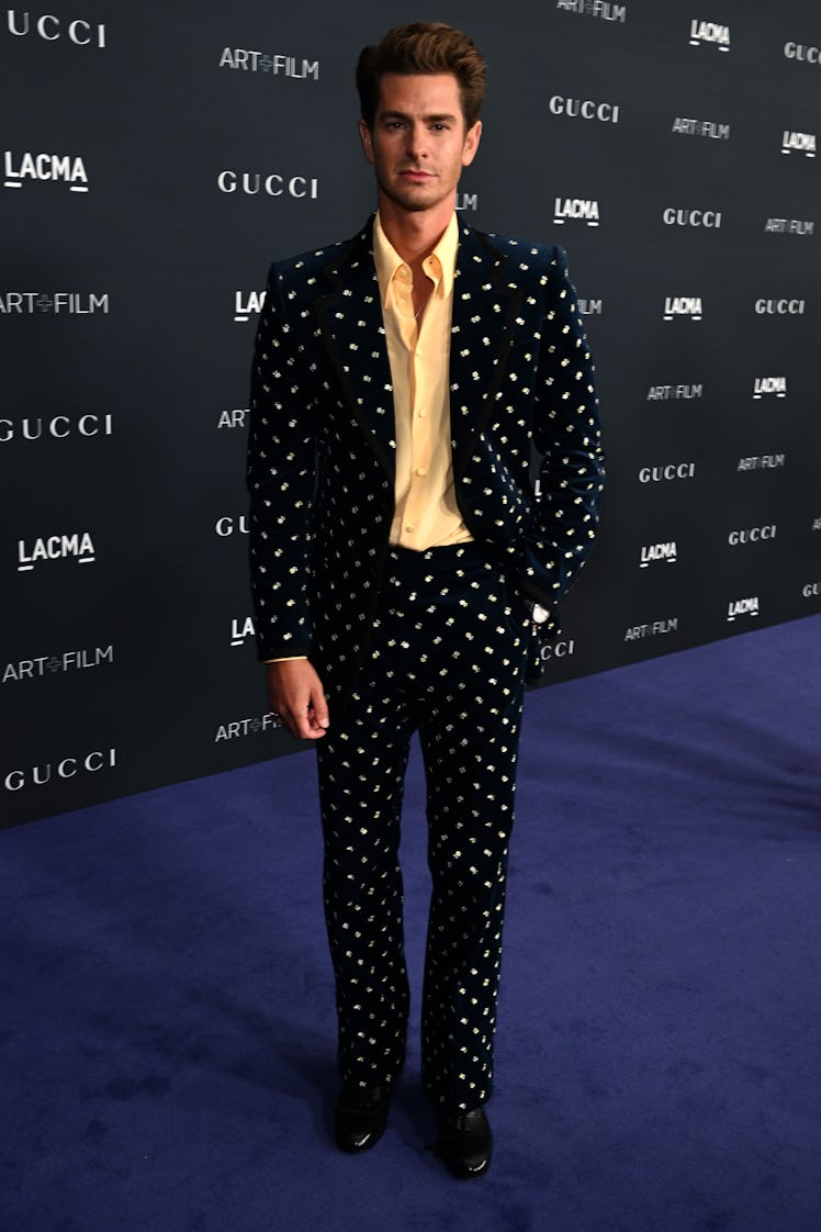 Andrew Garfield, wearing Gucci, attends the 2022 LACMA ART+FILM GALA Presented By Gucci at Los Angel...