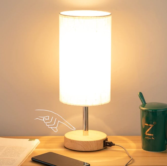 Yarra-Decor Bedside Lamp with USB Port