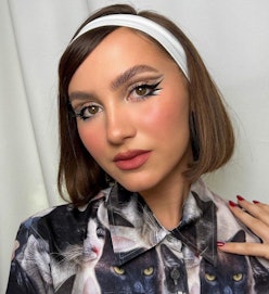 modern 1960s makeup