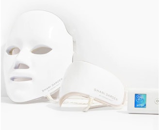 Shani Darden by Déesse PRO LED Light Mask